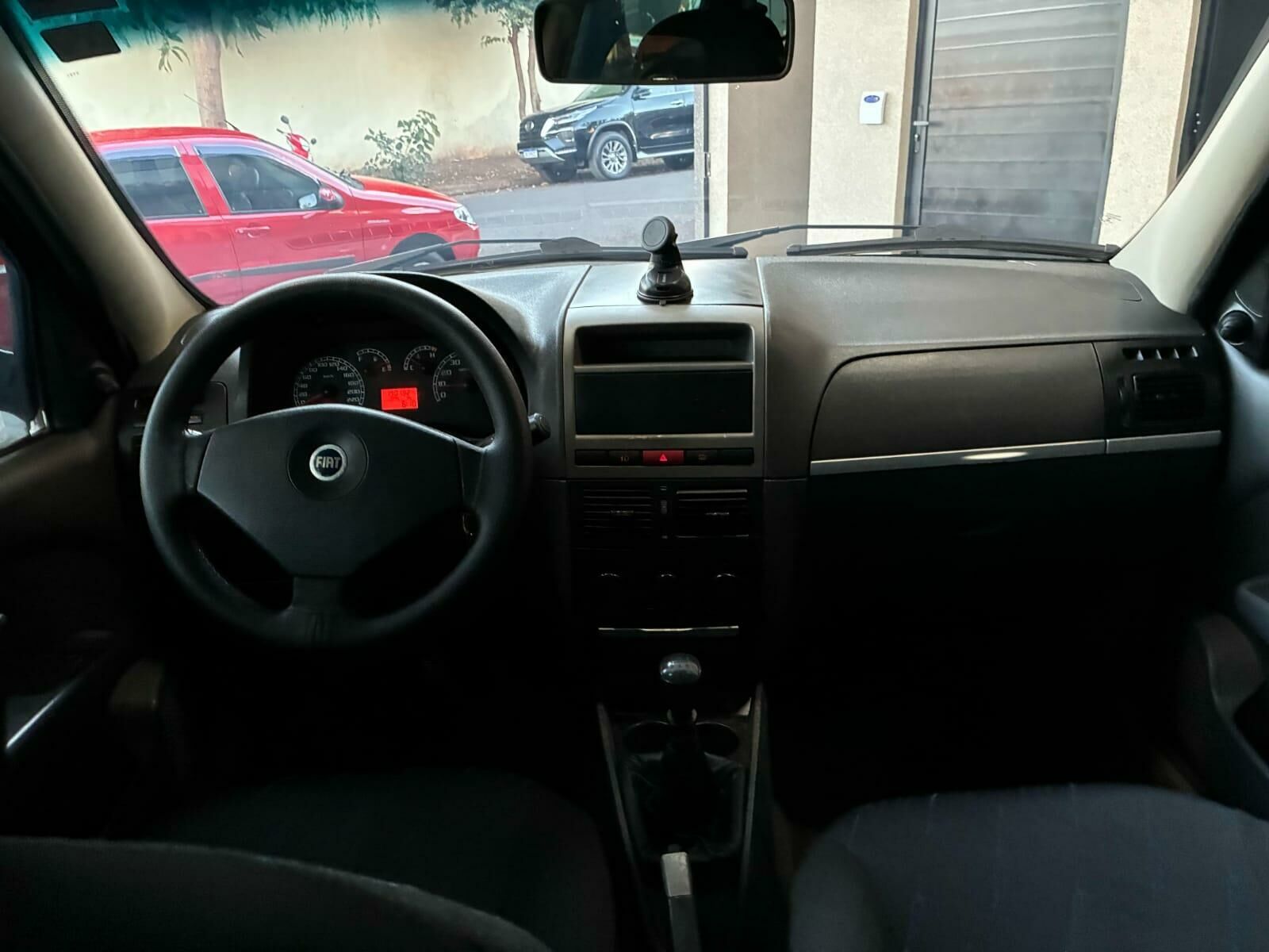 Imagem do veículo  FIAT PALIO WEEKEND ELX